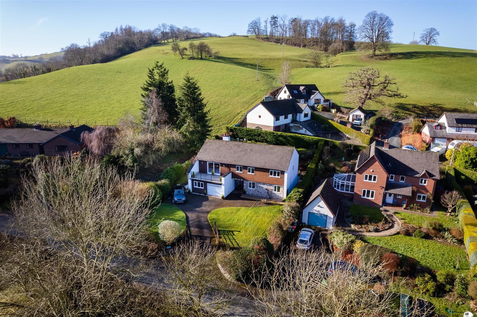 Stoneleigh 5 Llwyn Y Garth, Llanfyllin, SY22 5JZ SSTC